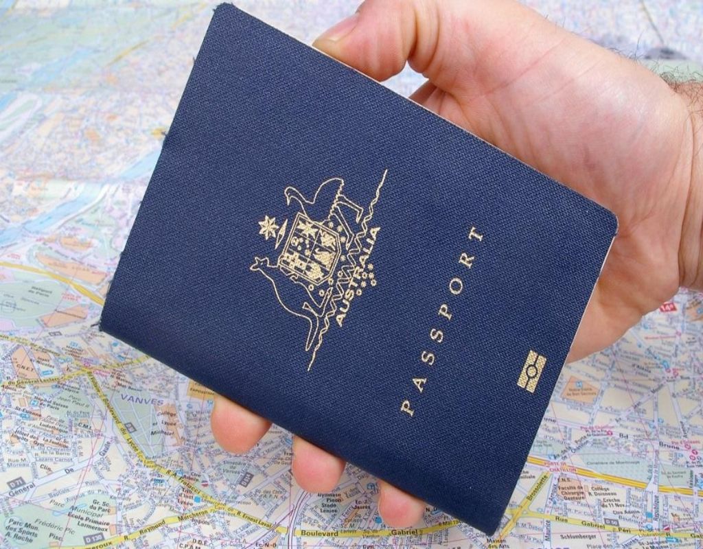 Bạn có thể xin visa định cư Úc khi chuyển đổi từ visa 462 sang diện du học sinh hay hôn nhân