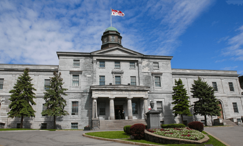 McGill University - Mệnh danh là "Havard” của Canada
